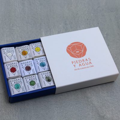PIEDRAS Y AGUA Set especial Piedritas de colores